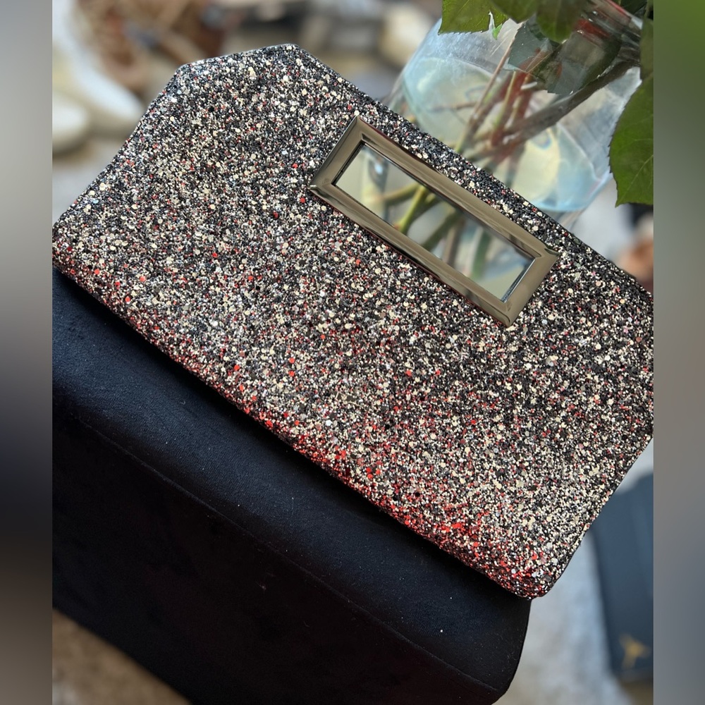 Sparkling Express Clutch